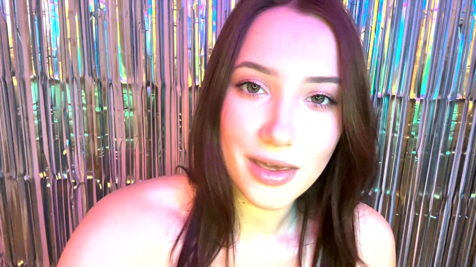 Babyheavanian – She is Beautiful in Any Light